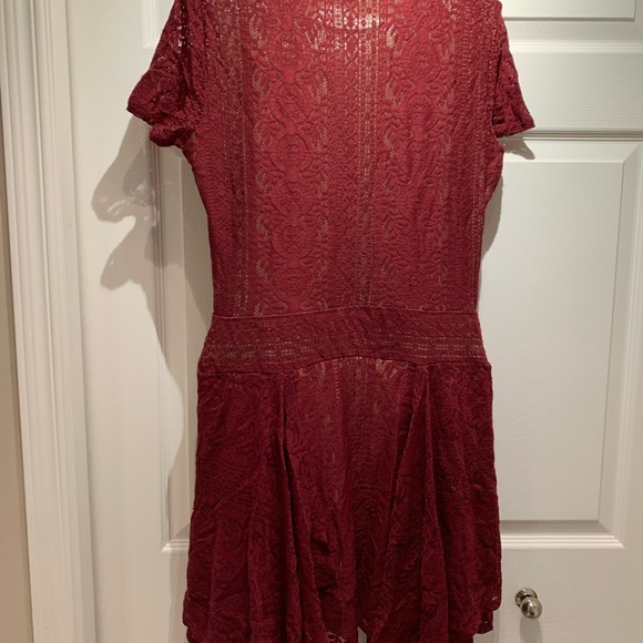 BCBG maxazria crew neck purple dress size M used in very good condition - Picture 4 of 7